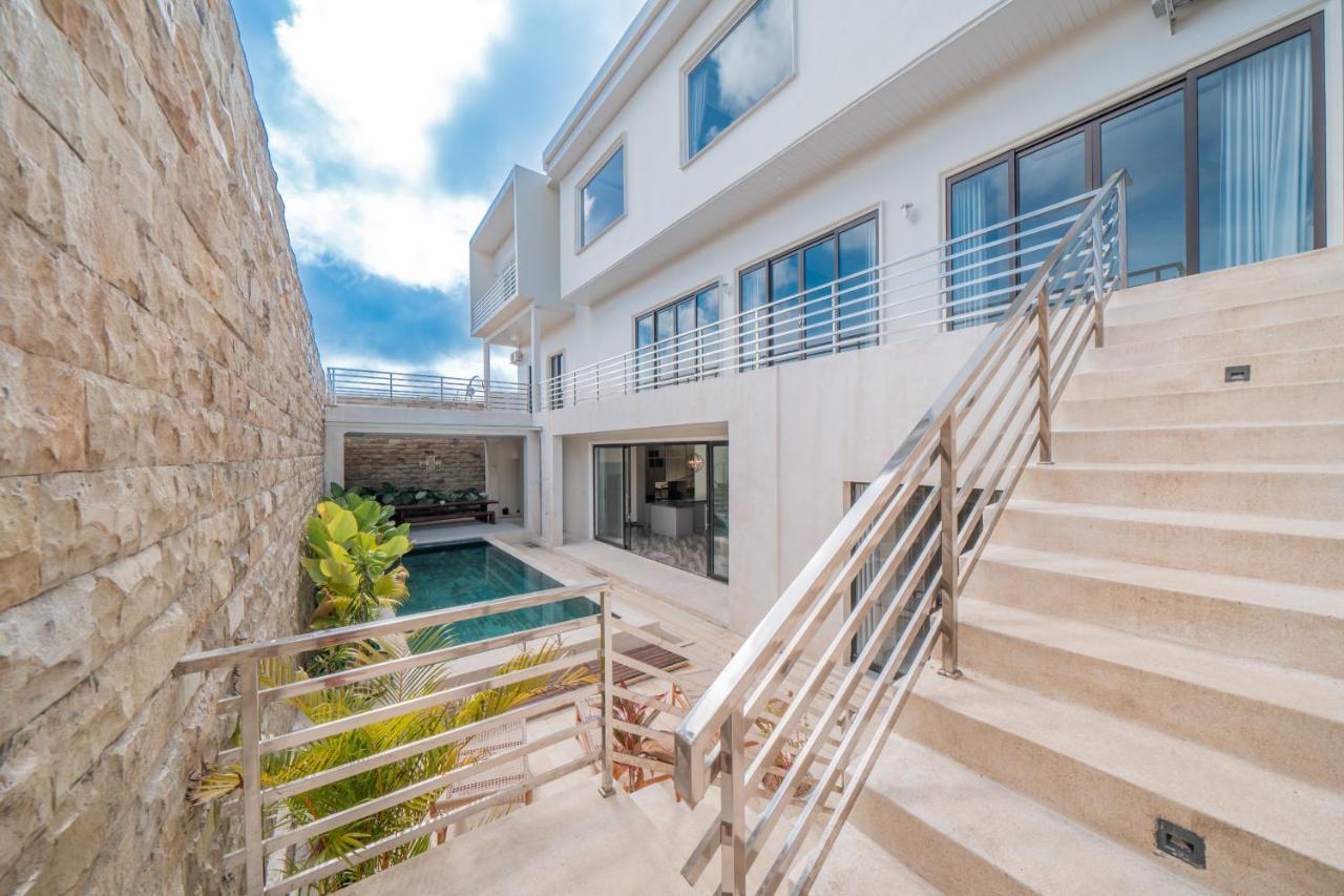 Villa Karen Uluwatu  Exterior photo